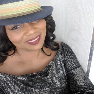 Meet your Posher, Carolyn